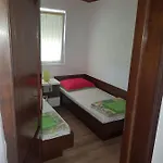 Carev 1293 Maison d'hôtes 3*