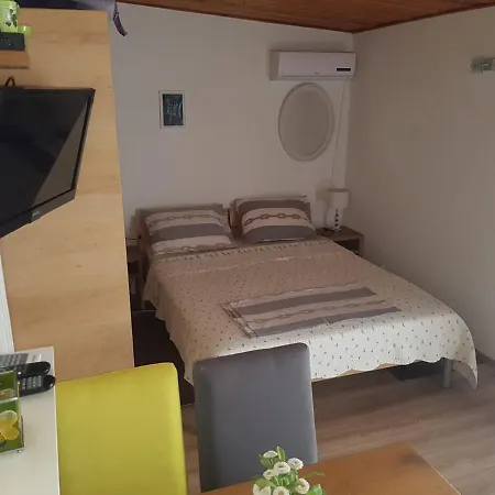 Casa de hóspedes Carev 1293 Jezera