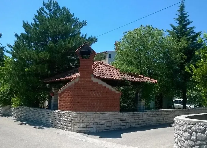 Carev 1293 3* Jezera